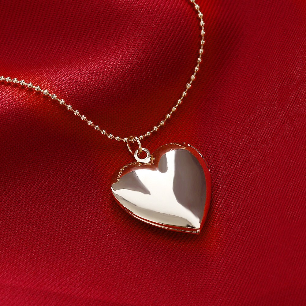 1 Pc Heart Shaped Friend Photo Picture Frame Locket Pendant for Necklace Romantic Jewelry Nice Gift