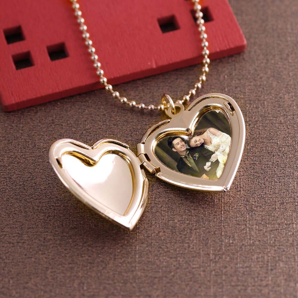 1 Pc Heart Shaped Friend Photo Picture Frame Locket Pendant for Necklace Romantic Jewelry Nice Gift