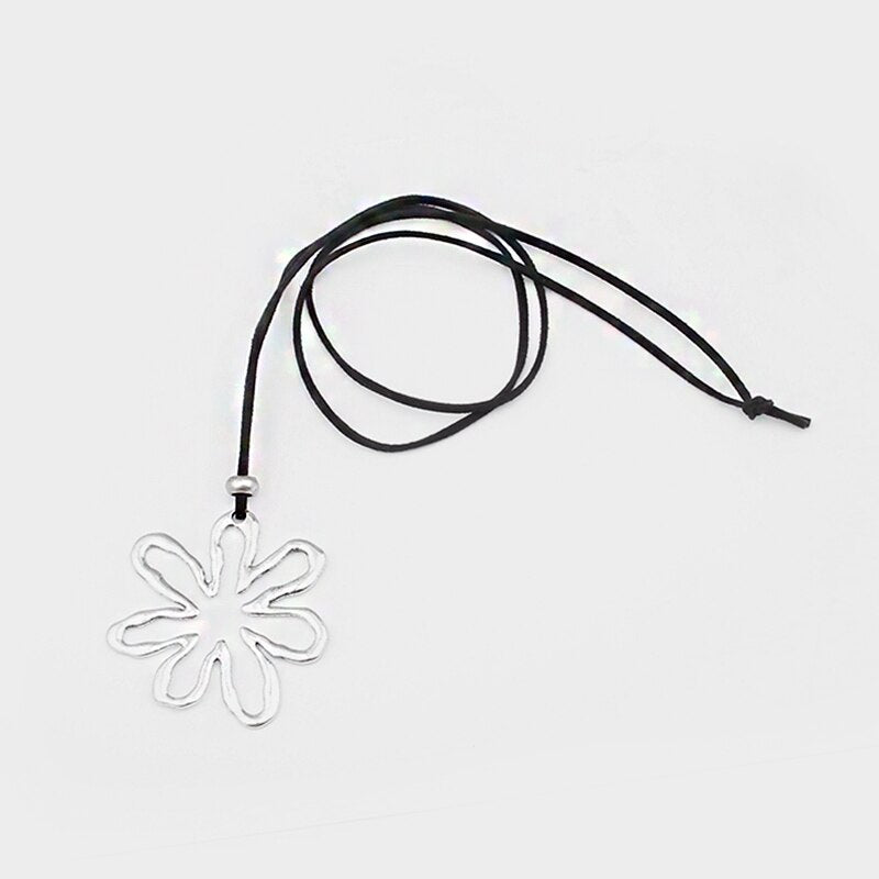 1 Pcs  Open Craft Abstract Large Flower Pendant Necklace Black Faux Suede Cord Chain Long Chain Necklace