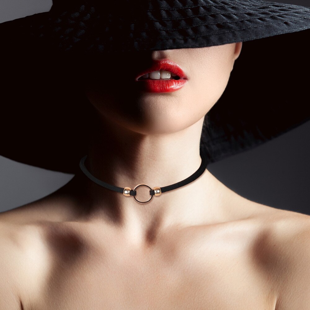 1 Piece Cool Simple Black Color Velvet Choker Necklace Set Satin Gold Color Metal Round Adjustable Size Women Jewelry