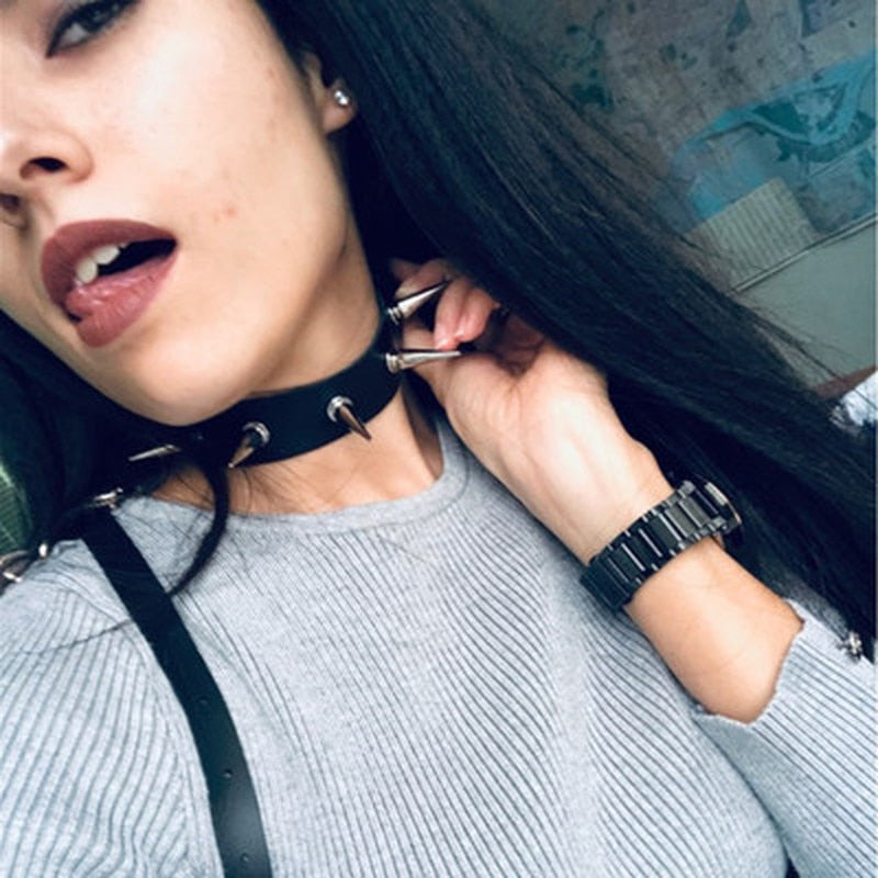 Emo Choker With Spikes Collar Women Leather Necklace Chain Jewelry