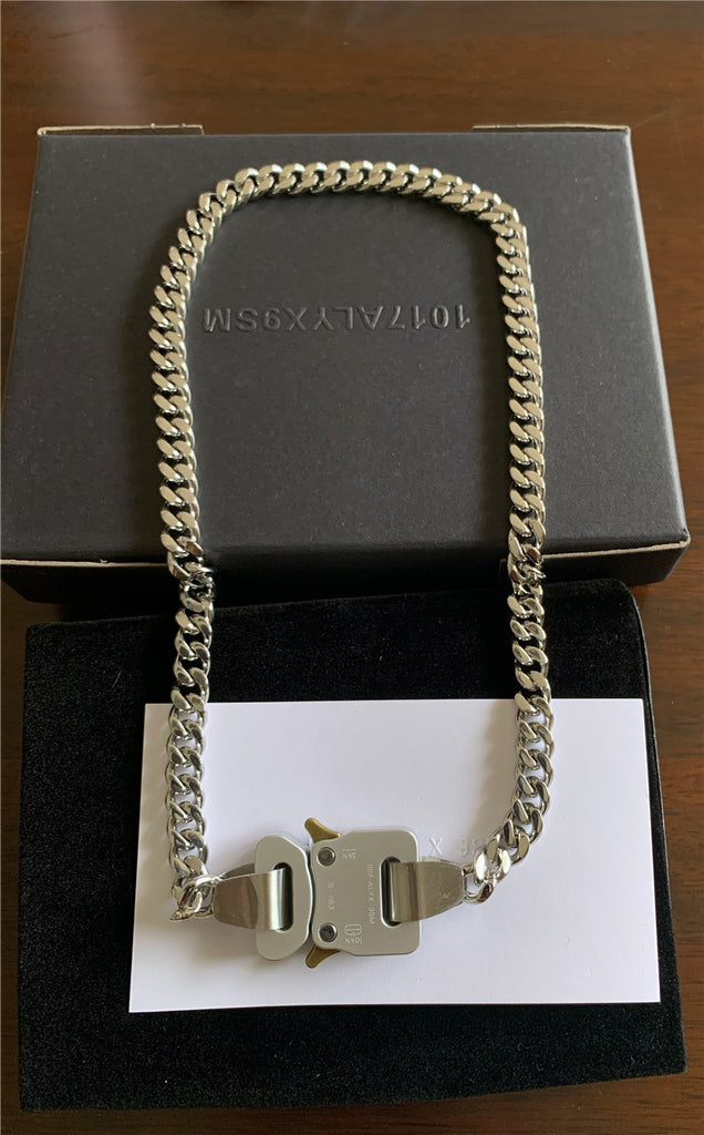 2021 ALYX CUBIX CHAIN NECKLACE Men Women Classic 1017 ALYX 9SM necklaces signature metal buckle stainless steel Colorfast