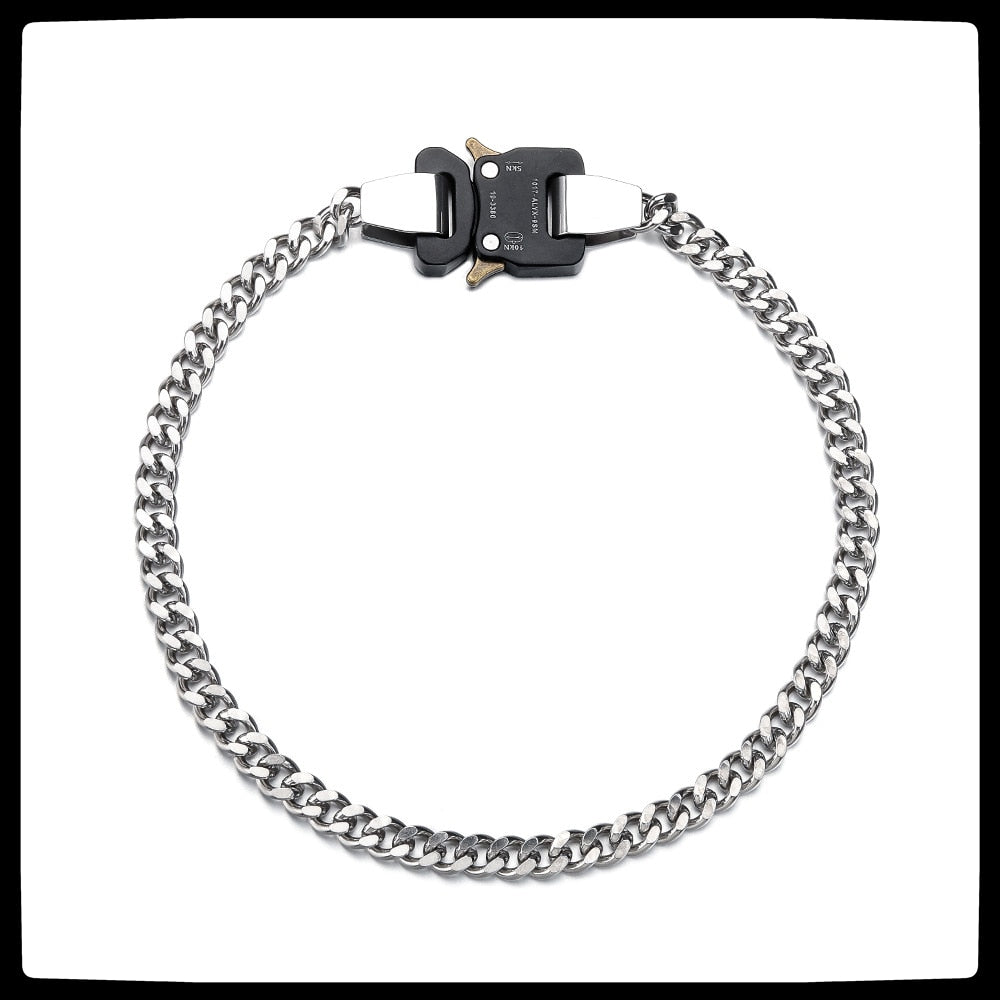 2021  1017 ALYX 9SM Punk Lock Lightning Hero Hip Hop Acrylic Metal Chain Splicing Necklace For Men Women Girls Party Jewelry