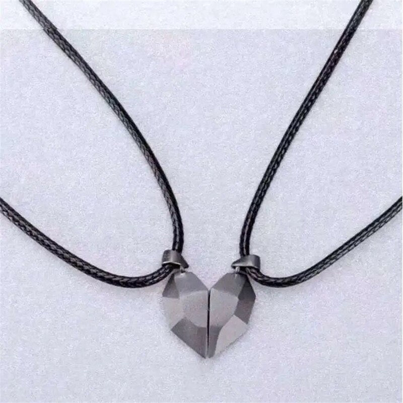 2Pcs Lovers Matching Friendship Heart Pendant Couple Magnetic Distance Faceted Heart Pendant Necklace Couple Jewelry