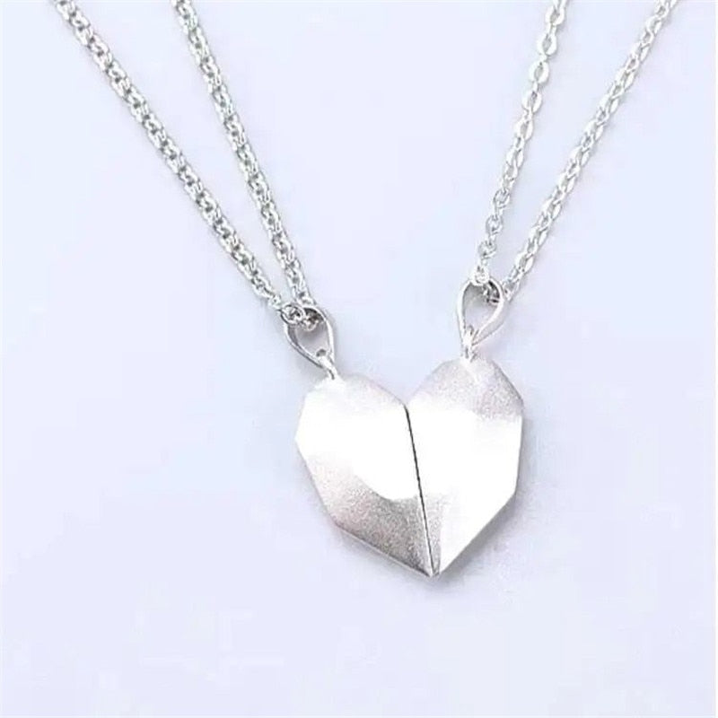 2Pcs Lovers Matching Friendship Heart Pendant Couple Magnetic Distance Faceted Heart Pendant Necklace Couple Jewelry