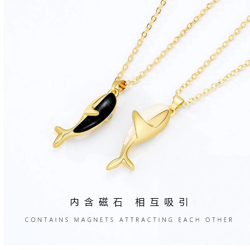 2Pcs Magnetic Dolphin Love Hug Couple Necklace For Women Men Lovers Sweet Promise Wedding Party Jewelry Valentine's Day Gift