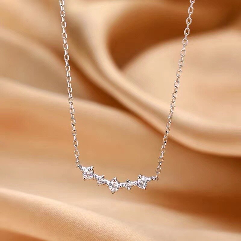 925 Sterling Silver Simple Pavé Crystal Sparkling Smile Clavicle Chain Necklace Women Light  Wedding Jewelry Accessories