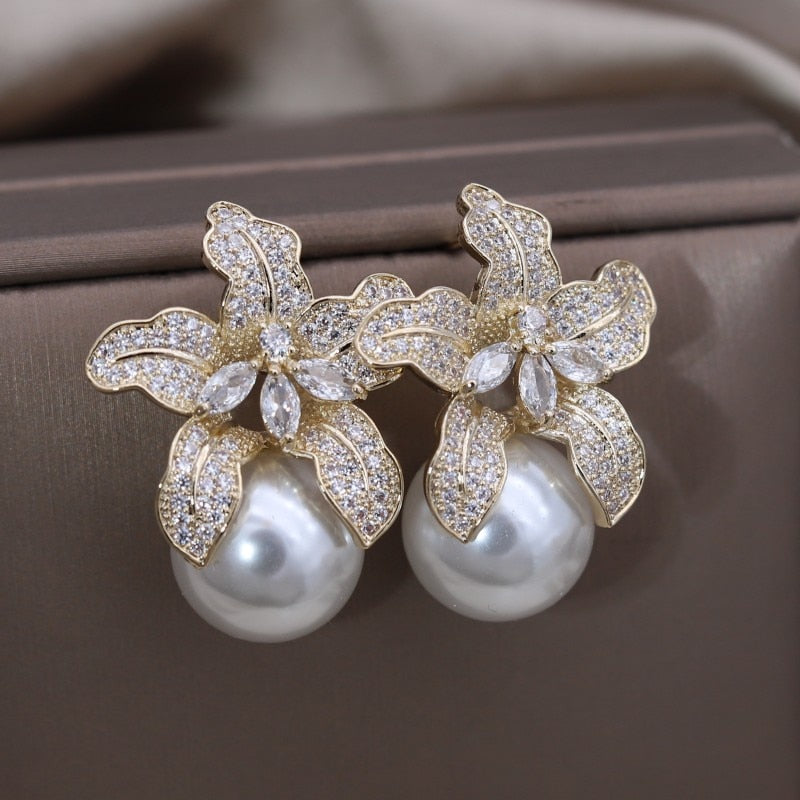 America Jewelry Silver Color Exaggerated Lily Flower Pearl Pendant Earrings  Women's Wedding Party Accessories