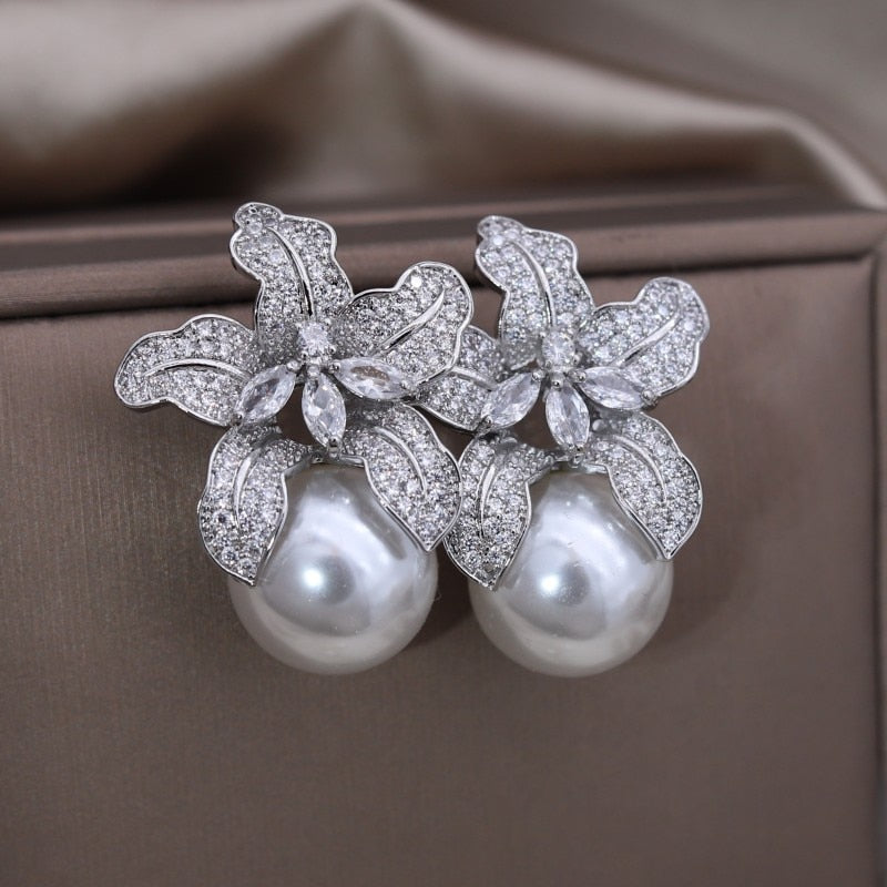 America Jewelry Silver Color Exaggerated Lily Flower Pearl Pendant Earrings  Women's Wedding Party Accessories
