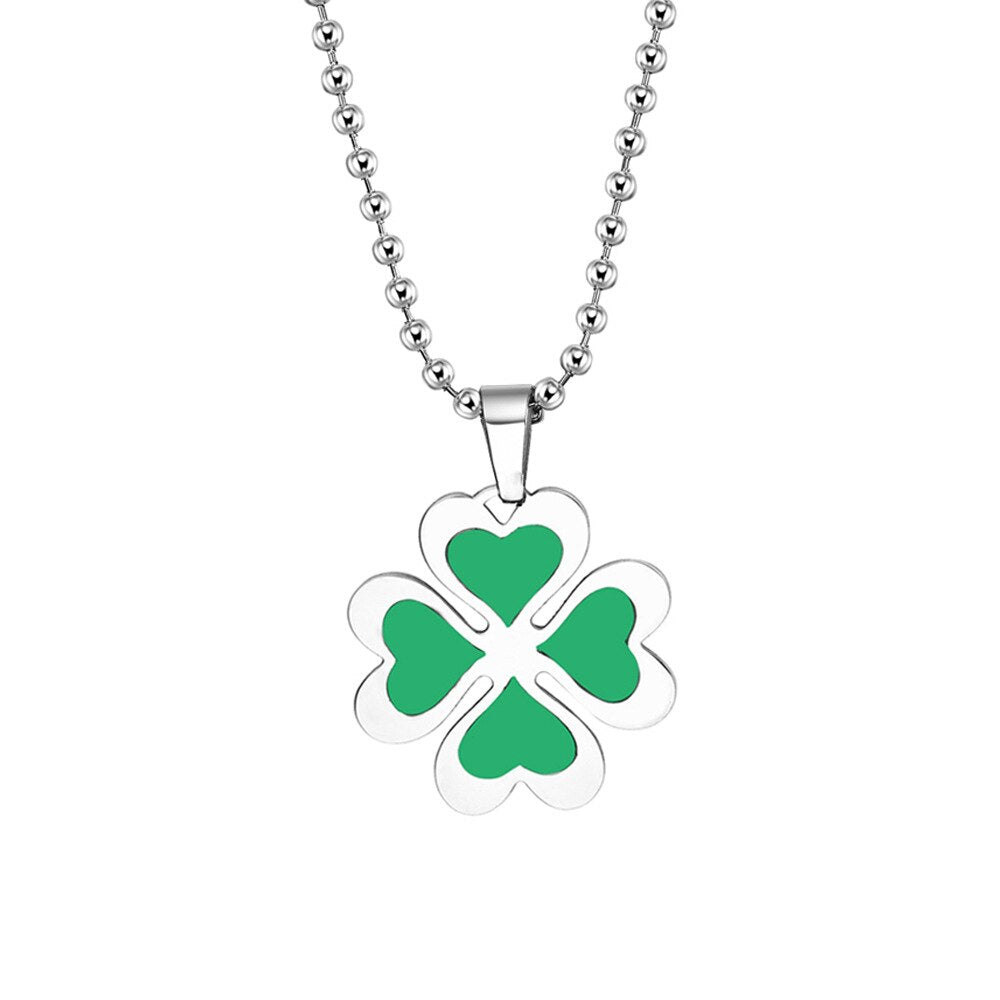 Anime Tokyo Revengers Hinata Tachibana Necklace Four Leaf Pendant Necklace for Women Girls Choker Bead Chain Jewelry