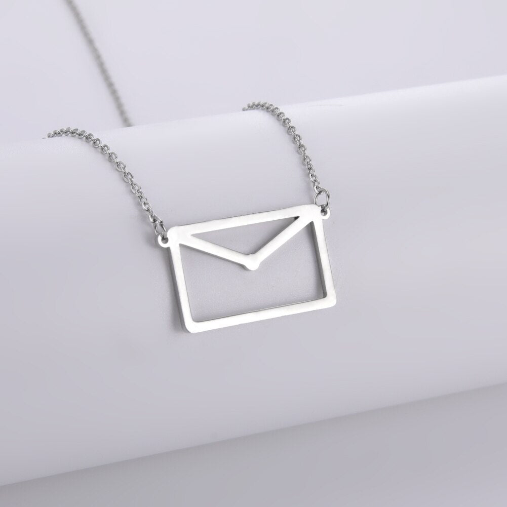 Cazador Letter Envelope Pendant Necklaces for Women Friends Stainless Steel Choker Jewelry Party Wedding Valentine's Day Gifts