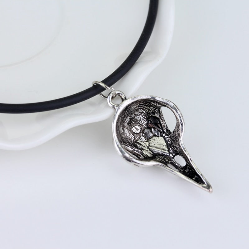 Cosplay Movie Jewelry Vintage Bird Skull Pendant Raven Bellatrix Crow Lestrange Necklace Gothic Style for Men Women Gift