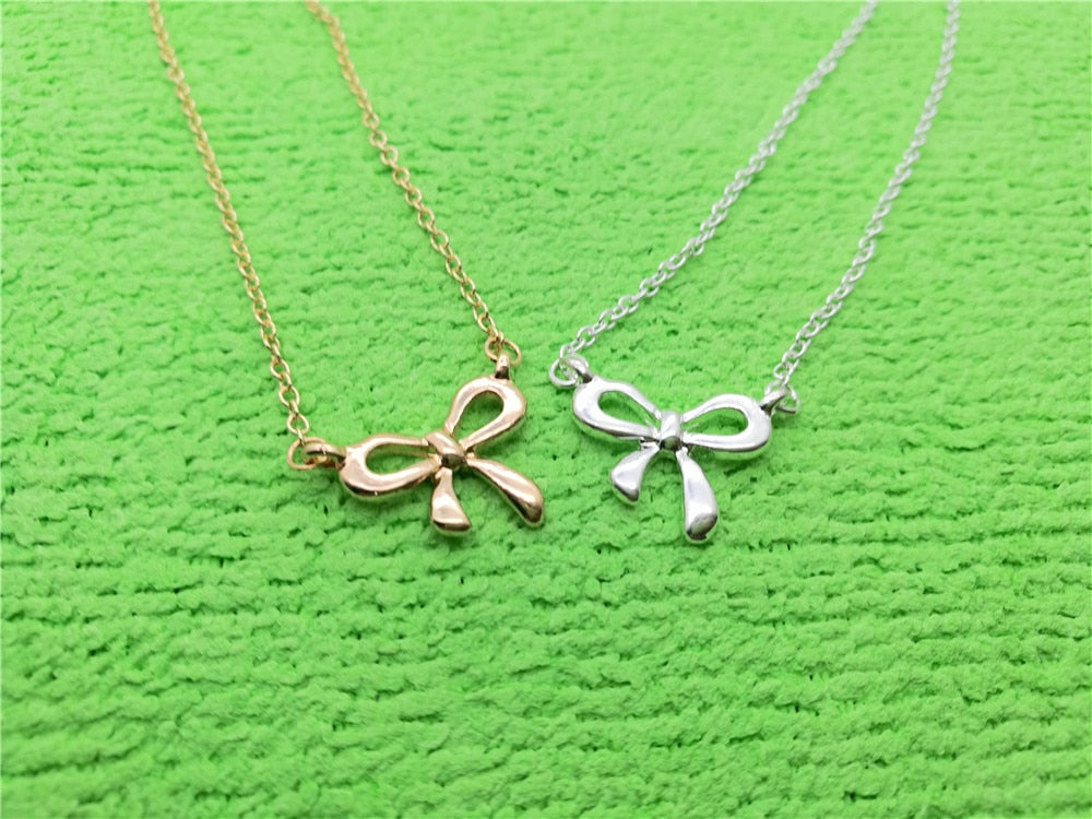 Cute and compact Bow Necklace for Women's Wedding Lucky Blessing hollow bow-knot small rosette pendant Necklace Jewelry