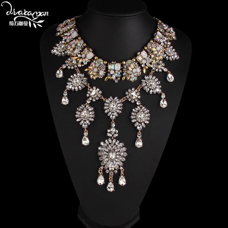 Dvacaman Brand HotHandmade Crystal Choker Necklace Women Flower Statement Necklace Engagement Show Party Jewelry O5