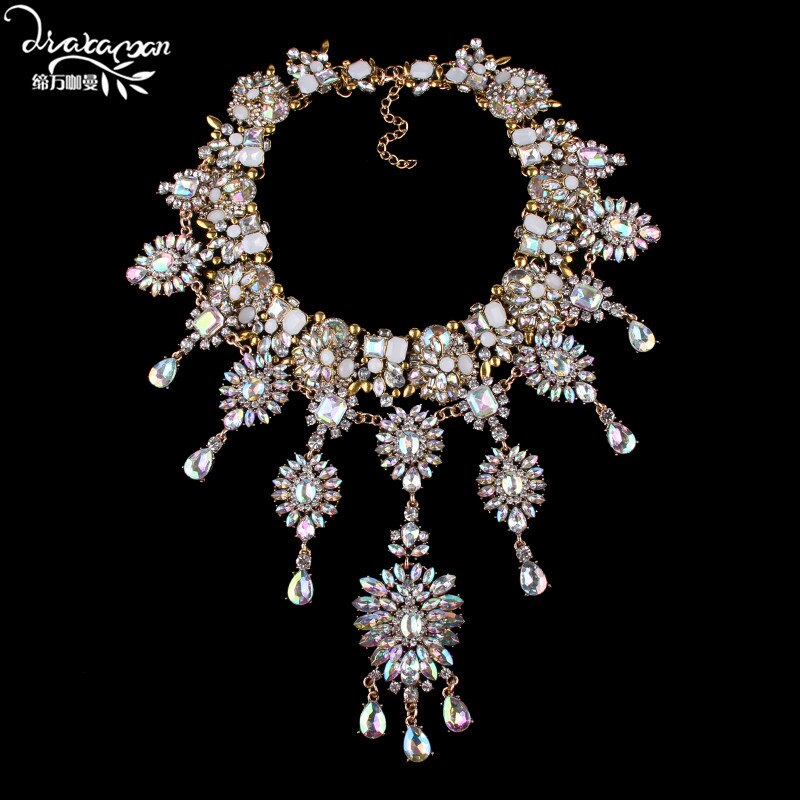 Dvacaman Brand HotHandmade Crystal Choker Necklace Women Flower Statement Necklace Engagement Show Party Jewelry O5