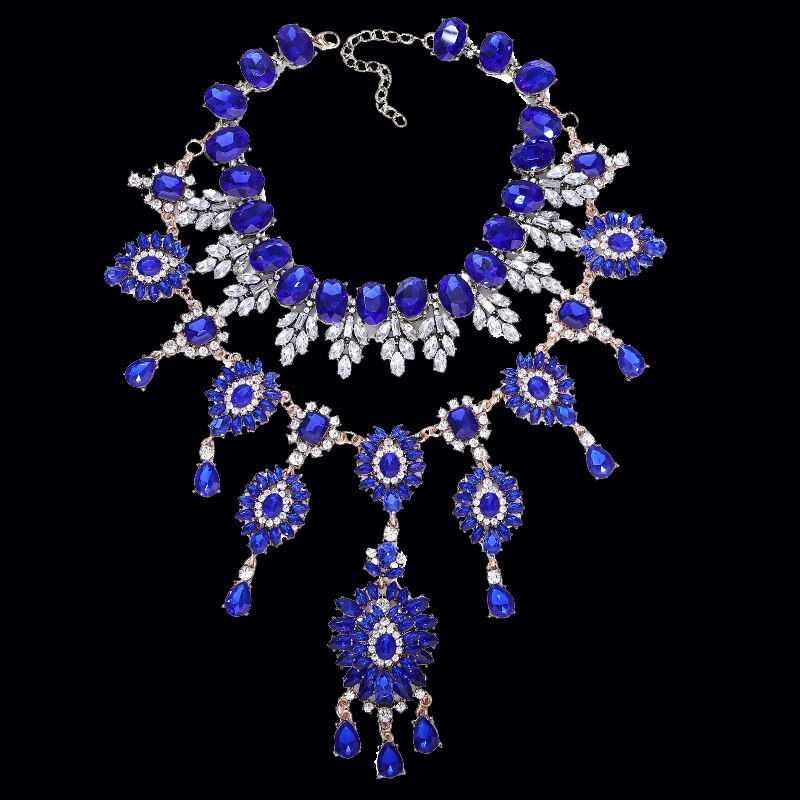 Dvacaman Brand HotHandmade Crystal Choker Necklace Women Flower Statement Necklace Engagement Show Party Jewelry O5