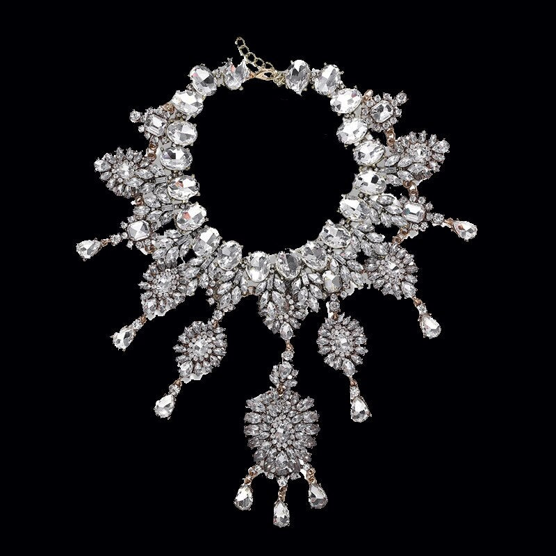 Dvacaman Brand HotHandmade Crystal Choker Necklace Women Flower Statement Necklace Engagement Show Party Jewelry O5
