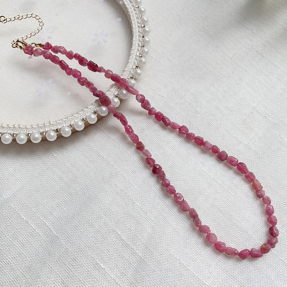 Elegant Natural Pink Tourmaline Necklace for Women Wedding Jewelry Irregular Raw Gravel Stone Rosy Crystal Choker Collier Femme