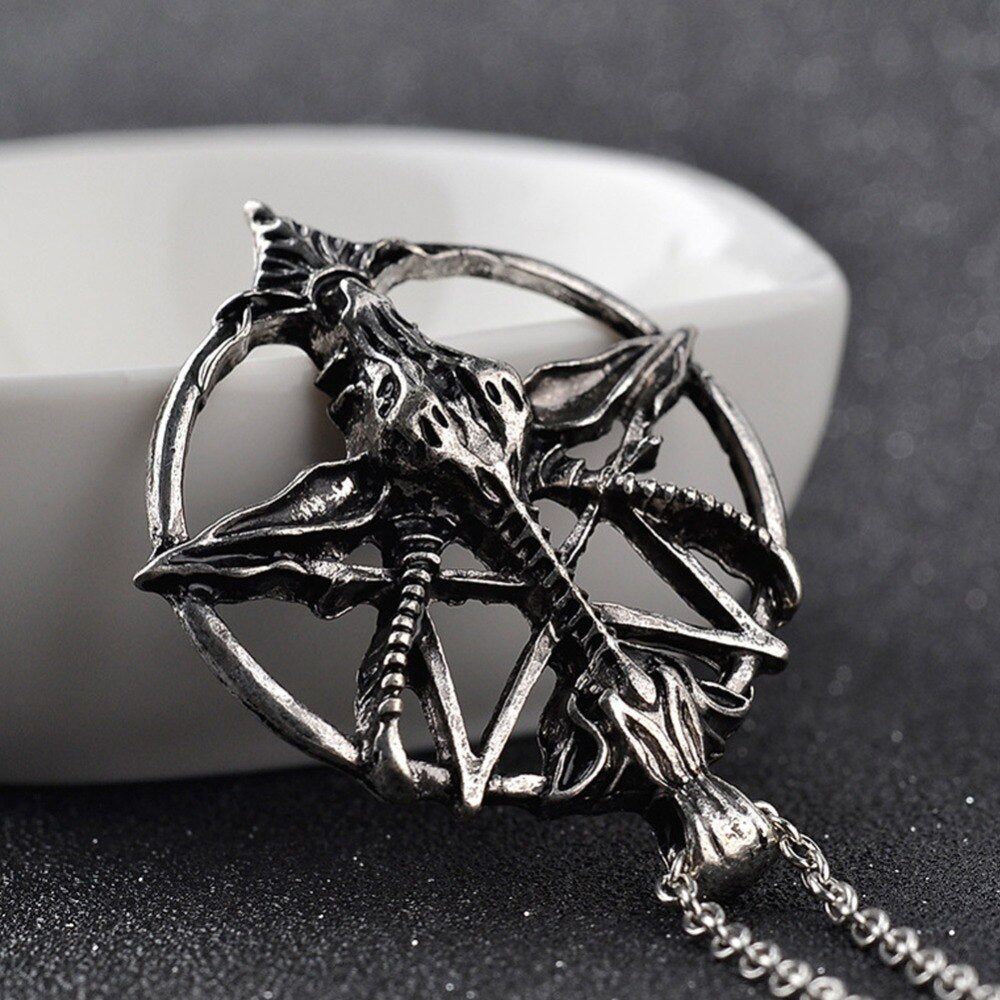 Retro Pentagram Pan God Skull Goat Head Pendant Necklace Luck Satanism Occult Metal Vintage Silver Plated Star Necklace
