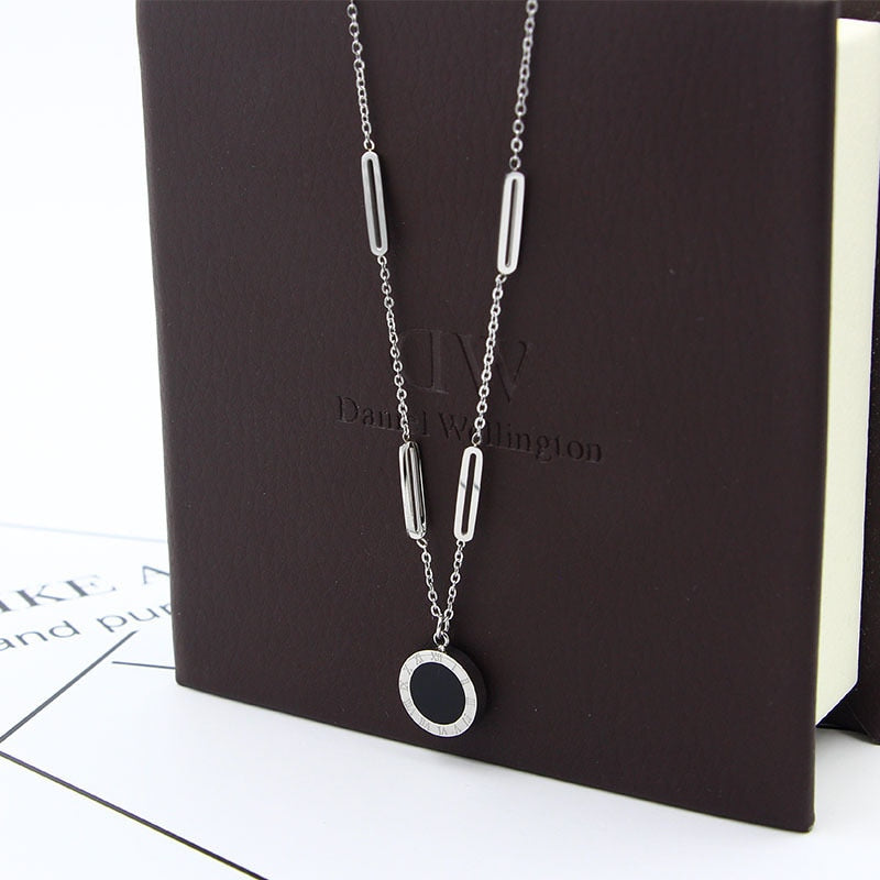 Women Necklace Stainless Steel Black White Shell Necklaces With Roman Numeral  Women Wedding Jewelry Collars N078