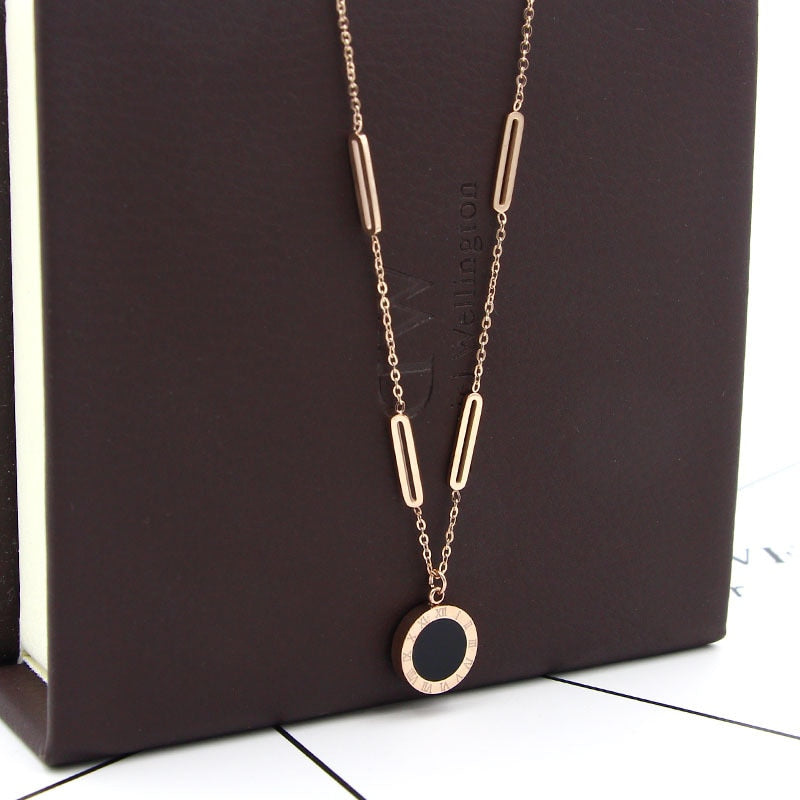 Women Necklace Stainless Steel Black White Shell Necklaces With Roman Numeral  Women Wedding Jewelry Collars N078