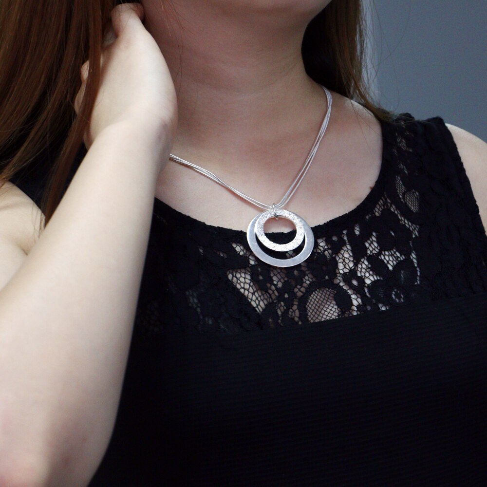 Fine noble circle pendant 925 Stamped Silver necklaces for Women Classic charms Jewelry Party wedding Christmas Gifts