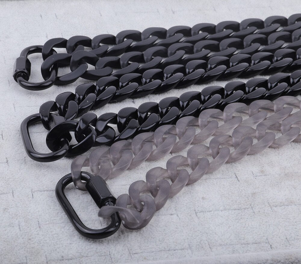 FishSheep Acrylic Black Chain Lock Pendant Necklace For Men Women Hip Hop Long Chain Buckle Necklace 2021 Jewelry