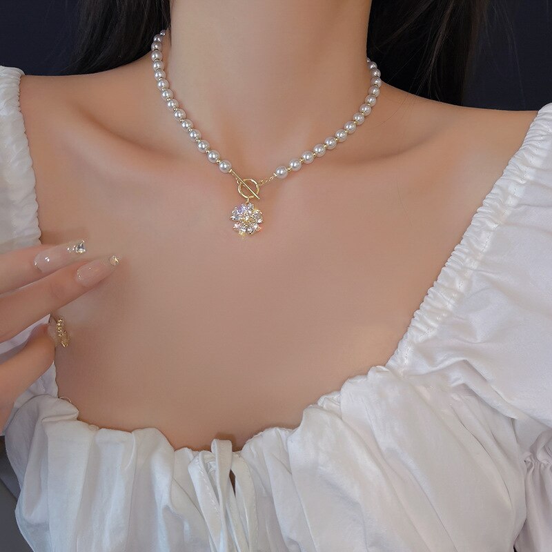 French Romantic Style Flowers Necklaces For Women Vintage Pearl Bohemian Design Clavicle Chain Dainty Simple Wedding Jewelry