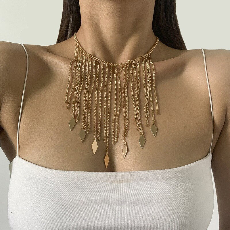 Gold Color Short Necklace for Women Sequin Tassel Necklaces Ladies Metal Chain Choker Necklace Jewelry Girl Wedding Collares