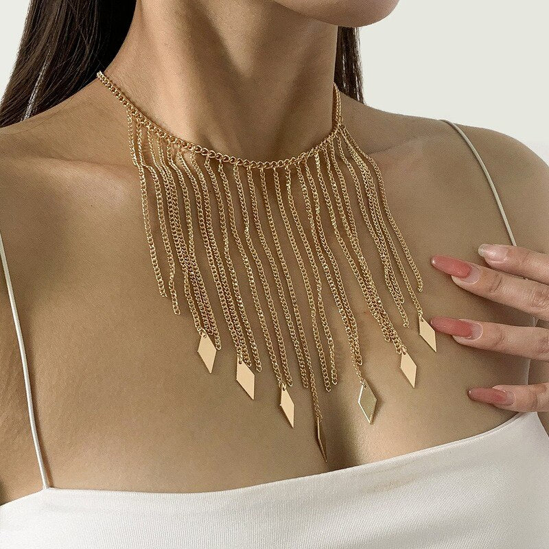 Gold Color Short Necklace for Women Sequin Tassel Necklaces Ladies Metal Chain Choker Necklace Jewelry Girl Wedding Collares
