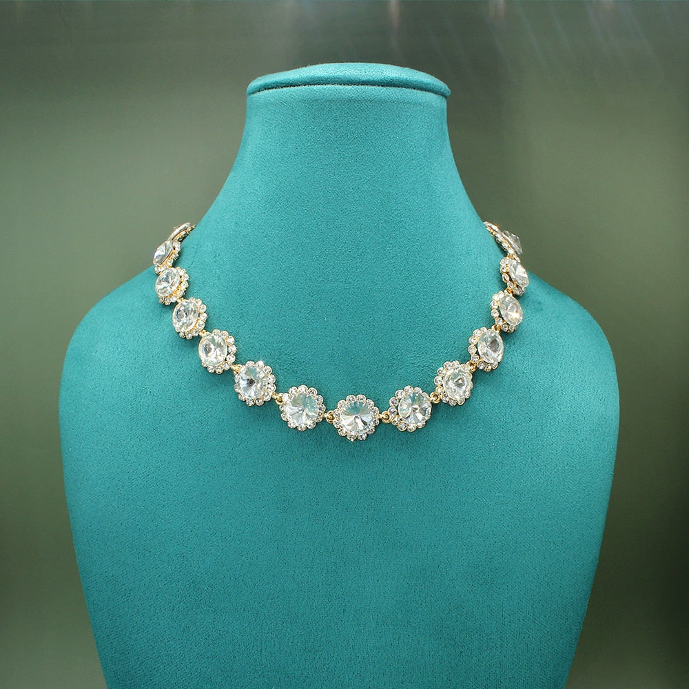 Gorgeous Floral Rhinestone Necklace Sweater Chain For Women Punk Choker Temperament Retro Wedding Jewelry Gift