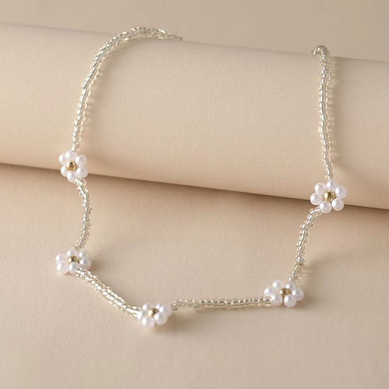 HMES White Imitation Pearl Collar Necklace Pearl Flower Engagement Necklace Lady Glamour Jewelry