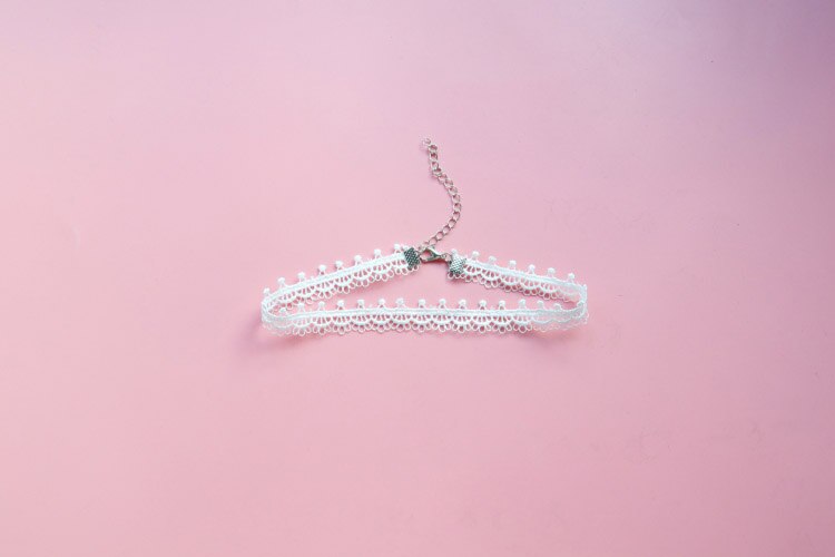 HUANZHI 2021 Sweet  Wavy Flower White Lace Imitation Pearl Pendant Clavicle Chain Choker Necklace for Women Wedding Jewelry