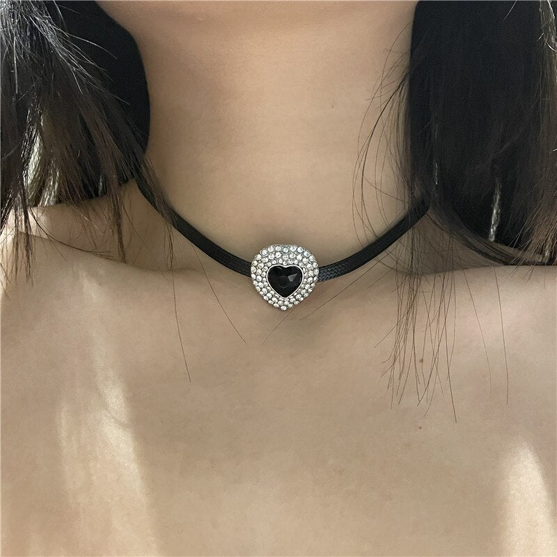 Harajuku Y2k Accessories Sweet Cool Peach Heart Choker Necklaces for Women Lady Anniversary Wedding Party Love Necklace Jewelry