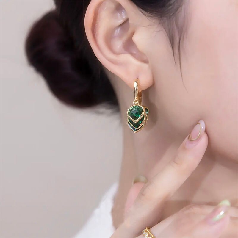 Korea Design Jewelry  Green Love Crystal Tassel Pendant Earrings Elegant Women Prom Party Accessories