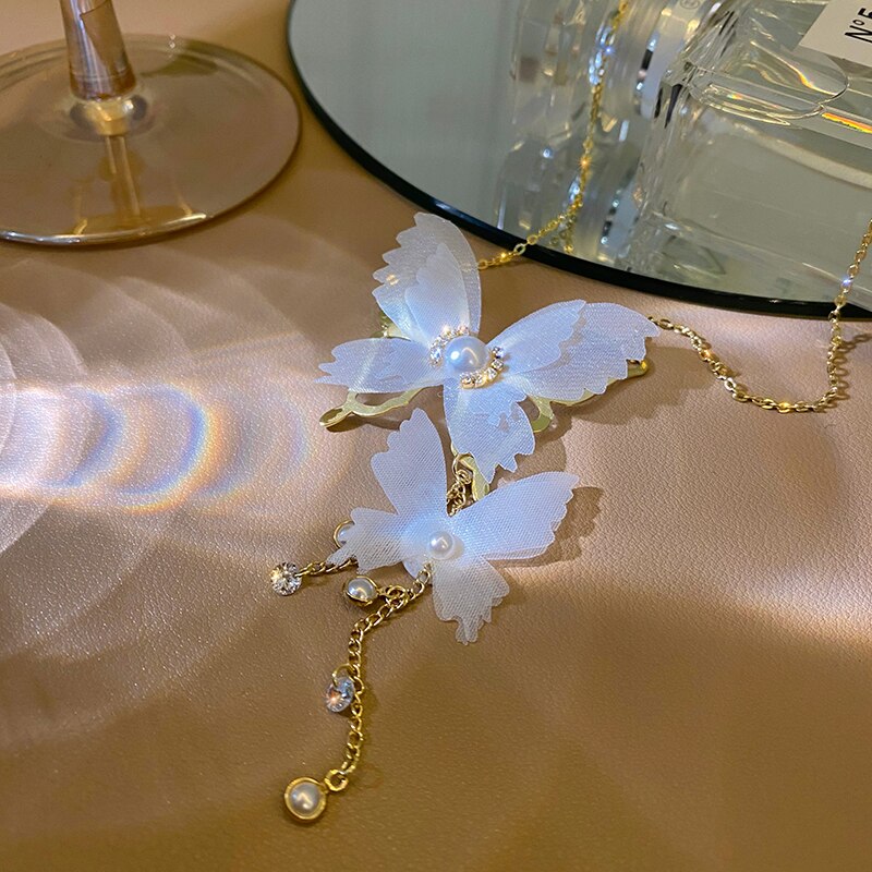 Korea Jewelry Exaggerated White Satin Cloth Butterfly Pendant Necklace Elegant Women Summer Style Wedding Necklace