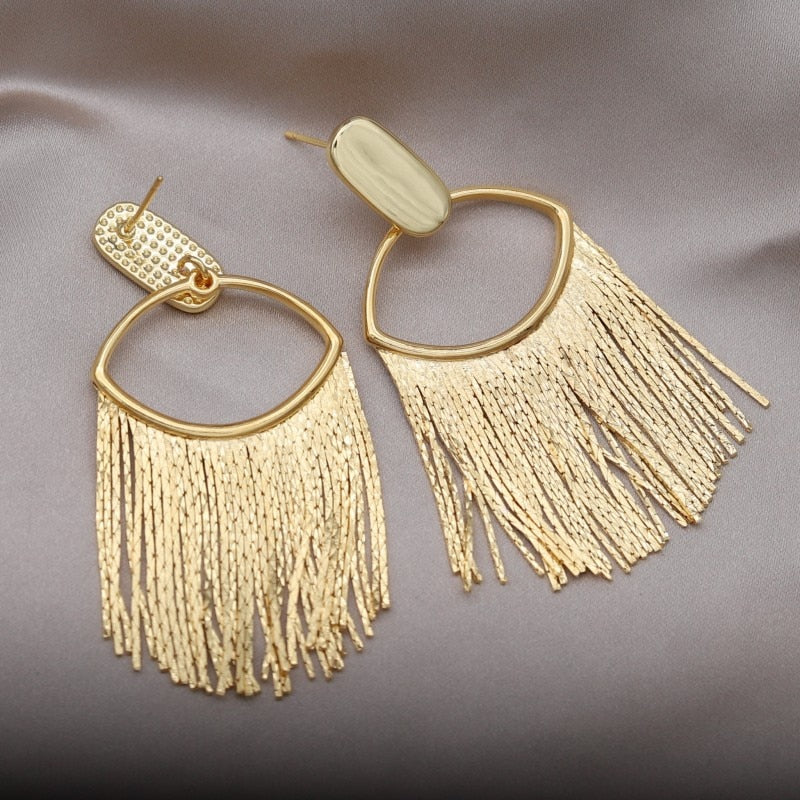 Korean Design Jewelry 18K Gold Plating  Metal Tassel Pendant Earrings Modern Women's Evening Accessories