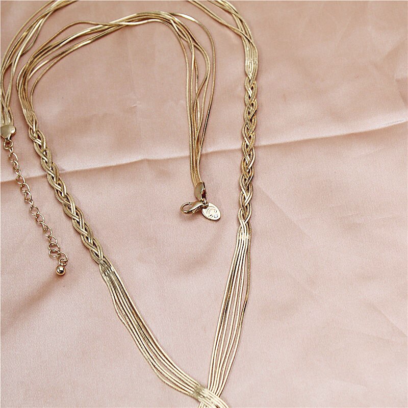 Long Statement Twisted Y Shape Gold Tassel Necklace for Women Female Wedding Daily Pendant Necklace Sweater Jewelry Accessories