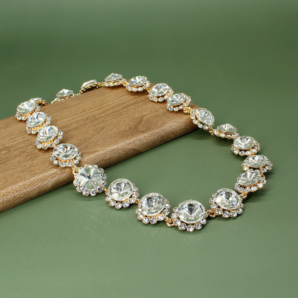 Gorgeous Floral Rhinestone Necklace Sweater Chain For Women Punk Choker Temperament Retro Wedding Jewelry Gift