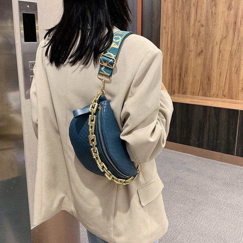  Boutique Luxury Chain Belt Bag
