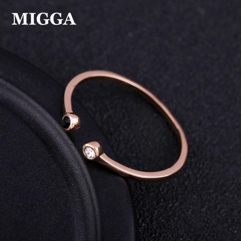Mini Design Delicate Opening Black Clear Austrian Crystal Small Ring for Women/Girls Rose Gold Color