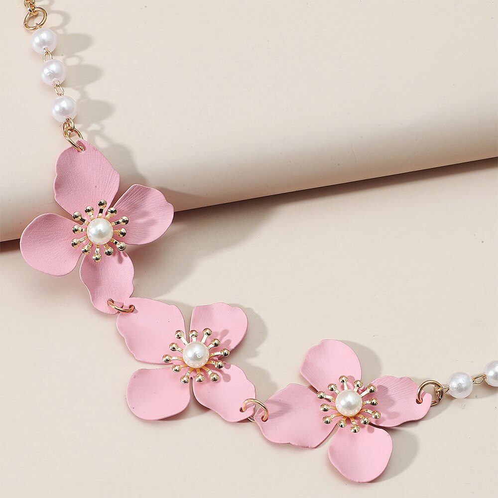 Korean Gold Pink Flower Daisy Pearls Clavicle Necklaces for Women Girls Bohemia Wedding Party Jewelry Flower Pearl Accessory