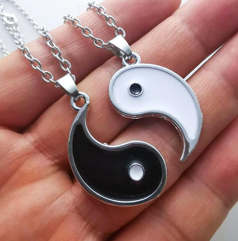 Paired Pendants Necklace For Couples BFF Tai Chi Yin Yang  Leather Chain White Black Friendship Couples Necklaces Jewelry