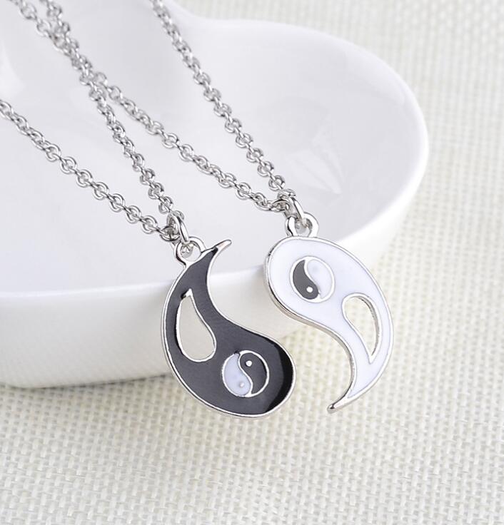 Paired Pendants Necklace For Couples BFF Tai Chi Yin Yang  Leather Chain White Black Friendship Couples Necklaces Jewelry