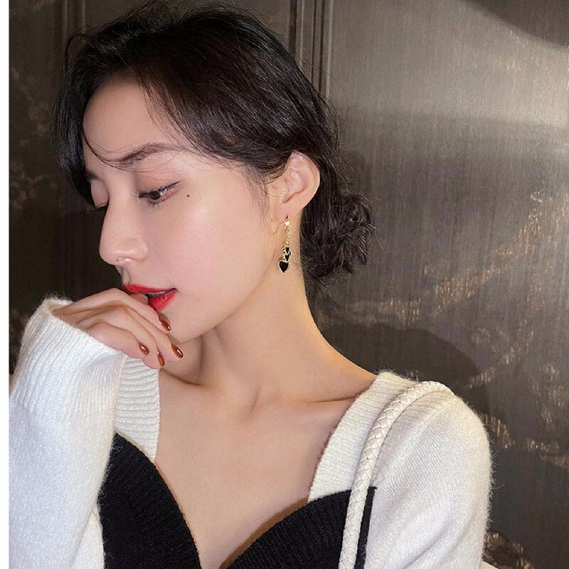 South Korea's design jewelry sexy black love tassel pendant earrings elegant women's prom party accessories