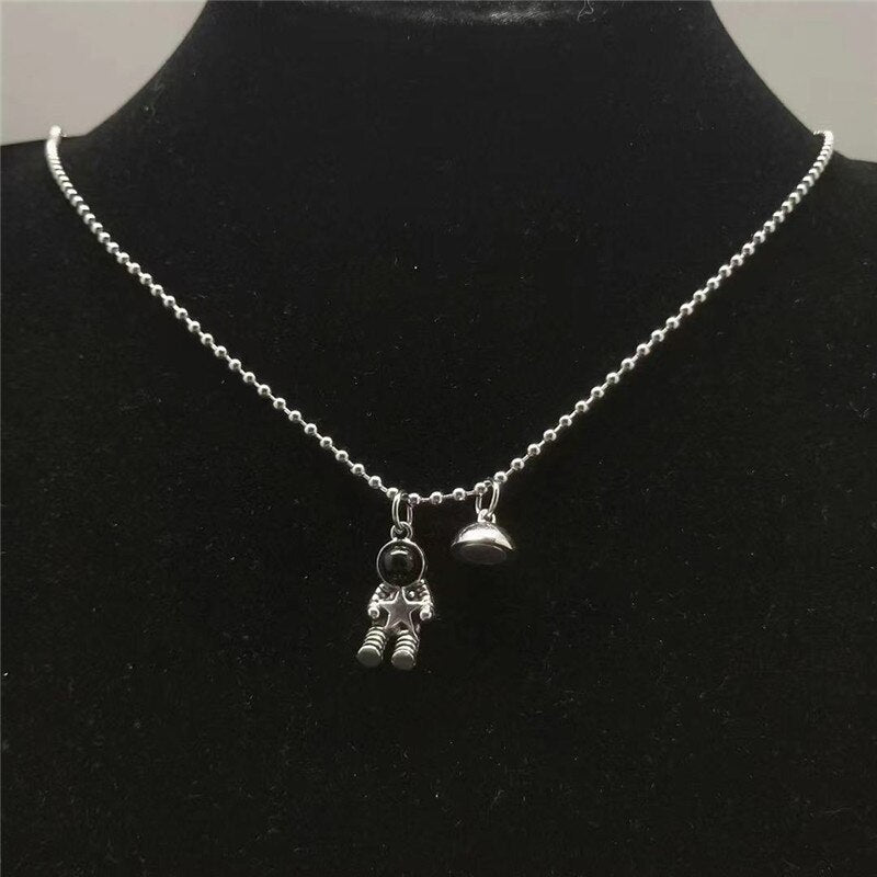 Spaceman Magnetic Pendant Necklace For Lovers Astronaut Creative Star Couple Necklaces Friendship Jewelry Anniversary Gift