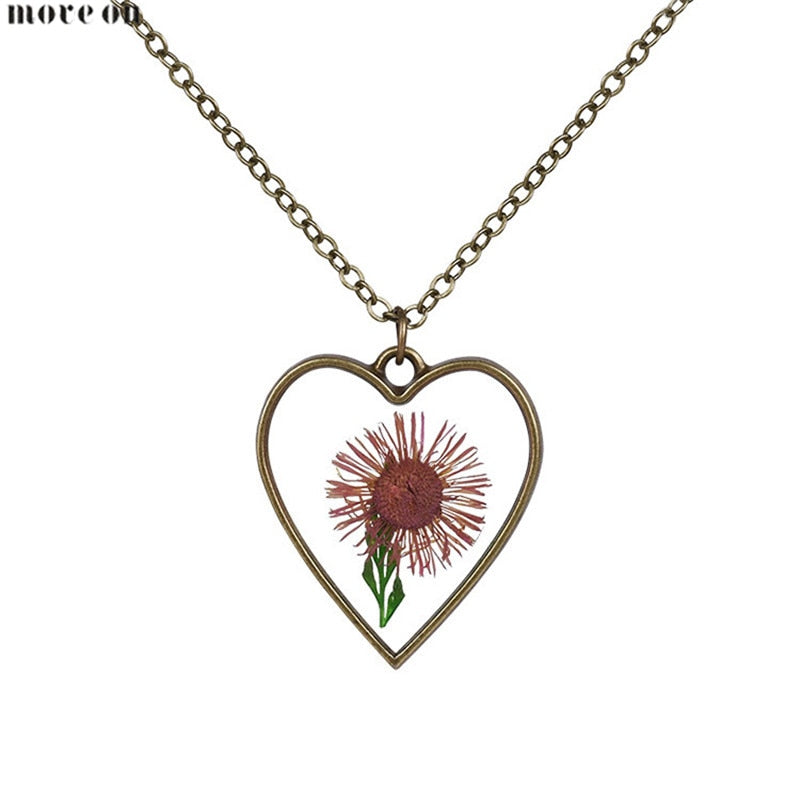 Summer Ocean Style Heart Shaped Dry Flower Necklaces Natural Choker Chain Pendant Jewelry Love Girlfriend For Wedding Gift