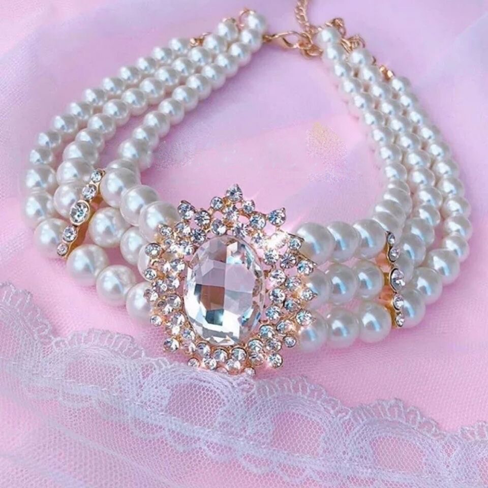 Vintage Elegant Shiny Crystal Geometric Necklace Exquisite Three Layer Pearl Chains Choker for Women Anniversary Wedding Jewelry