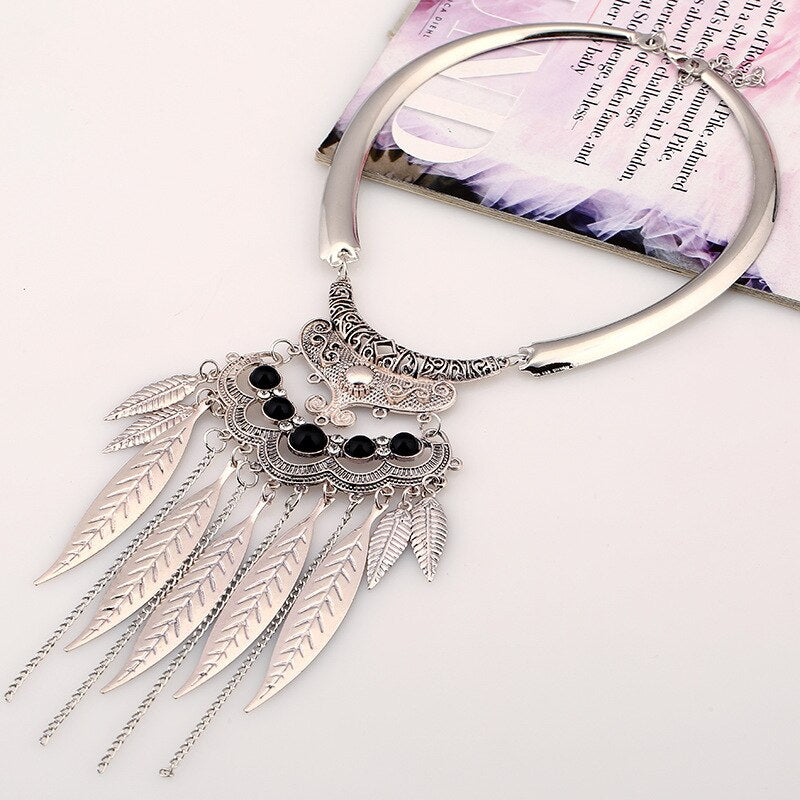 Vintage Exaggerated Glossy Leaf Tassel Necklaces for Women Boho Classic Ethnic Statement Choker Chain Necklaces Wedding Jewelry