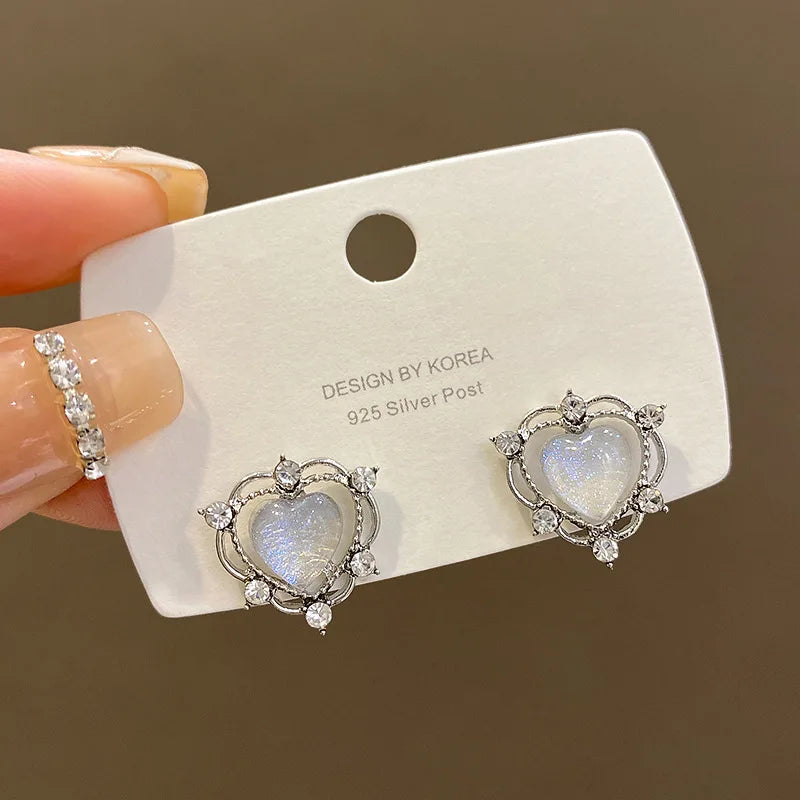 2022 New Y2K Sweet Rhinestone Heart Stud Earrings for Women Girls Cute Party Jewelry Korean Love Earrings Gifts